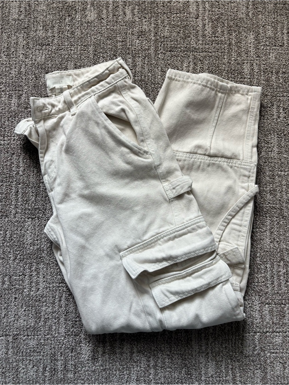 H&M Cream Women’s Cargo Jeans